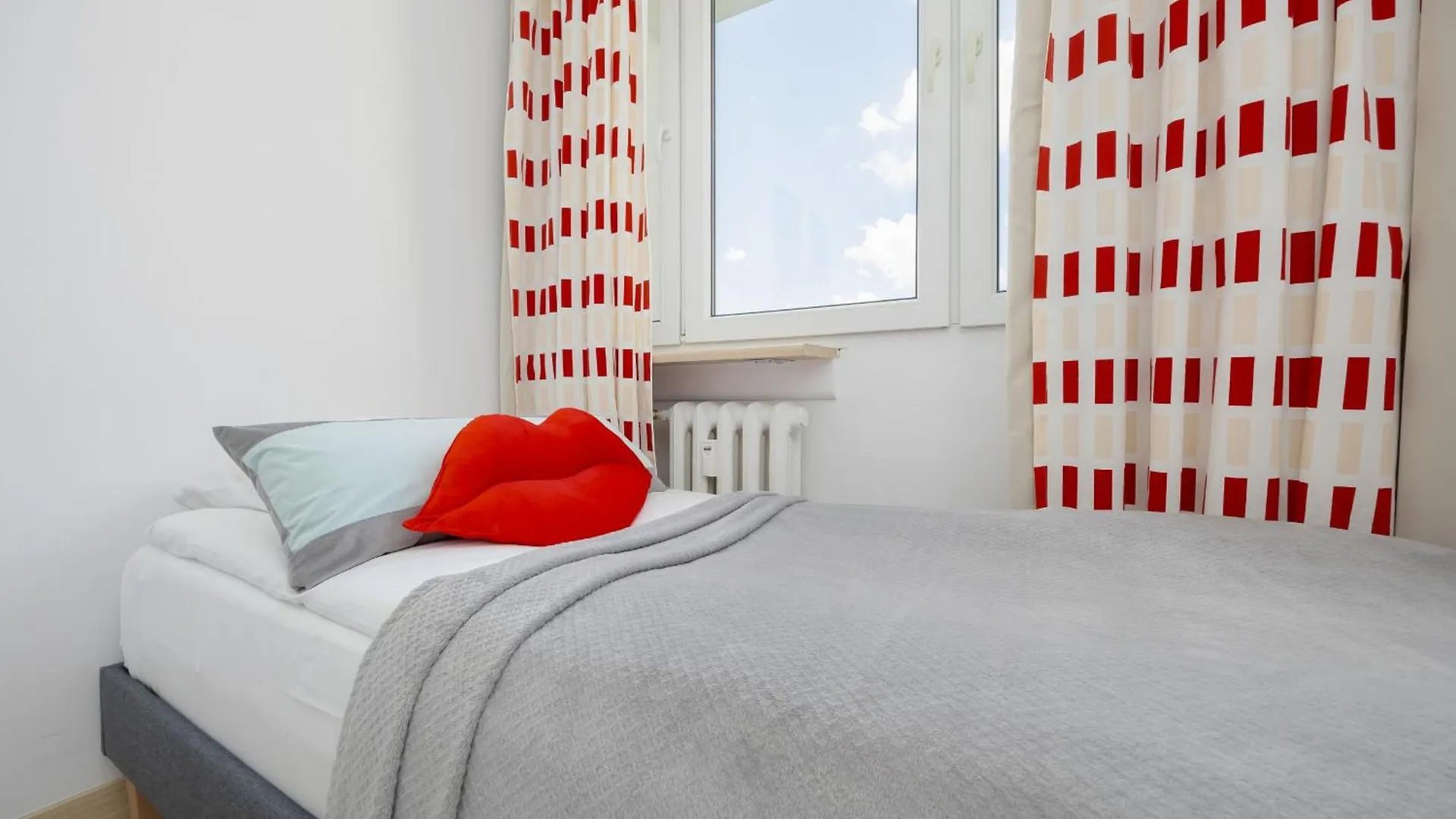 Comfortable One-Bedroom Apartment Warsaw Mokotow By Noclegi Renters 0*,